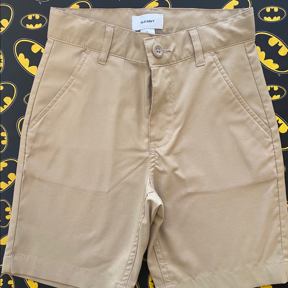 Uniform Khaki shorts